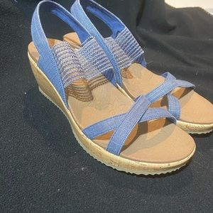 Sketchers wedge sandals